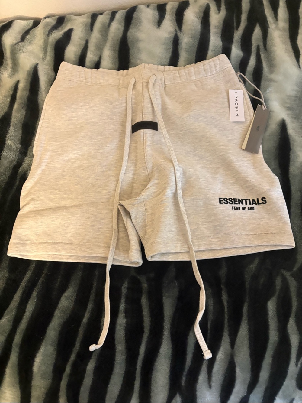 Essentials Shorts